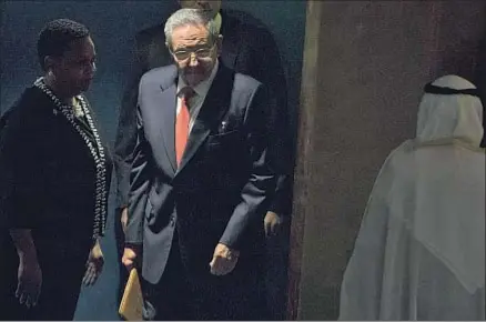  ?? CARLO ALLEGRI / REUTERS ?? Raúl Castro llegando ayer a la sede de las Naciones Unidas en Nueva York