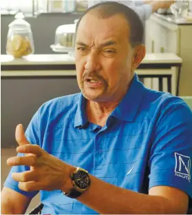  ?? SUNSTAR FILE ?? EXPOSE. Ramon Fernandez said that six athletes, including Cebuano OJ delos Santos, told him about the “anomaly” in the players’ allowances.
