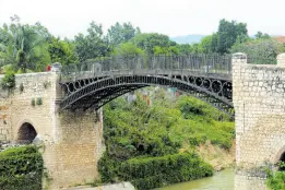  ?? PHOTOS COURTESY: JNHT ?? Historic Iron Bridge at Spanish Town
