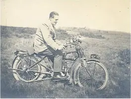  ?? ?? Can anyone shed any light on this motorcycle or perhaps even recognise a relative?