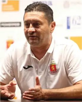  ??  ?? Valletta FC head coach Danilo Doncic speaks during his team’s press conference ahead of the HSK Zrinjski meeting.
Photo © Domenic Aquilina