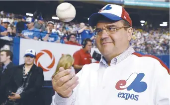  ??  ?? Pendant son séjour à la mairie de Montréal, Denis Coderre a toujours été un ardent partisan du retour des Expos. - Archives