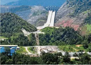  ?? — Bernama ?? Hydro-electric power: OM Sarawak will obtain renewable energy supply from Bakun dam (2,400MW) and Murun dam (944MW).