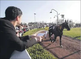  ??  ?? Parmi les temps forts de la saison, la finale du Challenge du trot à grande vitesse. (Photo archives Jean-François Ottonello)