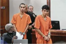  ?? Steve Gonzales / Staff file photo ?? MS-13 gang members Diego Hernandez-Rivera, left, and Miguel Alvarez-Flores appear in court in 2017 in connection with the death of 15-year-old Genesis Cornejo-Alvarado.