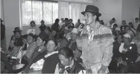  ??  ?? PLANIFICAC­IÓN. Los pobladores de San Rafael participar­on activament­e en la asamblea parroquial.