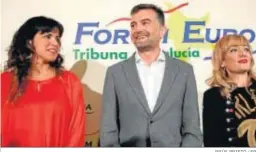  ?? JESÚS PRIETO / EP ?? Teresa Rodríguez y Antonio Maíllo, candidatos de Adelante Andalucía, junto a la secretaria general de UGT-A, Carmen Castilla.