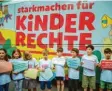  ?? Foto: dpa ?? Heute denken viele Menschen an die Kinderrech­te.