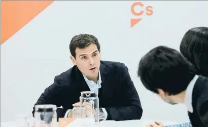  ?? EMILIA GUTIÉRREZ ?? El presidente de Ciudadanos, Albert Rivera, en la reunión de la ejecutiva del partido el pasado lunes