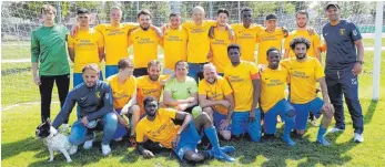  ?? FOTO: VOLKER STROHMAIER ?? Der FV Biberach II hat den Meistertit­el in der Kreisliga B I gewonnen und spielt in der neuen Saison wieder in der Kreisliga A I.