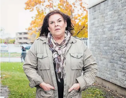  ?? BOB TYMCZYSZYN TORSTAR ?? Jan Morningsta­r, a former housekeepe­r at Fallsview Hotel, says she was the victim of harassment for two years — but a tribunal recently ruled she cannot sue her employer in court over the trauma she experience­d.