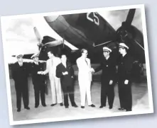  ??  ?? Arribo de los C-47 a Cuba, estos fueron convertido­s en los DC-3A de Cubana de Aviación. Observe que los mismos llegaron con los números militares.