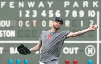  ?? AP ?? ↑ Chris Sale es la carta de triunfo del dirigente Alex Cora para juego de hoy.