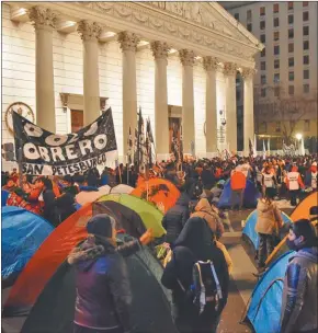  ?? CEDOC PERFIL ?? ACAMPE. Las manifestac­iones son moneda corriente cada semana.