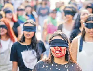  ?? JUAN PABLO RUEDA. ADN ?? El himno fue entonado por más de 500 mujeres en la plazoleta de San Francisco.