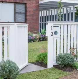  ??  ?? 4 make an entrance An appealing new gate and stepping stone path will guide your guests straight to the front door. Don’t forget house numbers for the postie!
