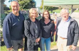  ??  ?? Taiao’s Alan Maxwell, Minister Jan Tinetti, Community Centre youth employment coach Melody Lamb and mayor Garry Webber.
