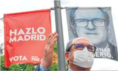  ?? MARTA FERNÁNDEZ JARA / EP ?? El candidato socialista, Ángel Gabilondo, interviene ayer en un mitin en Leganés.