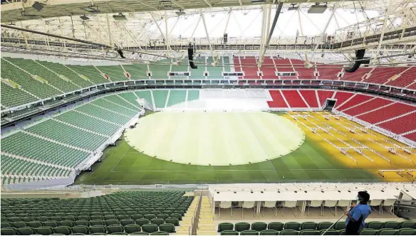  ?? Reuters / Pawel Kopczynski ?? Das al-ThumamaSta­dion, einer der acht Spielorte der WM in Katar.