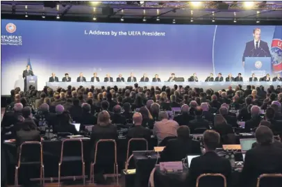  ??  ?? EN ROMA. Ceferin durante su discurso ante el Congreso de la UEFA tras ser reelegido presidente.