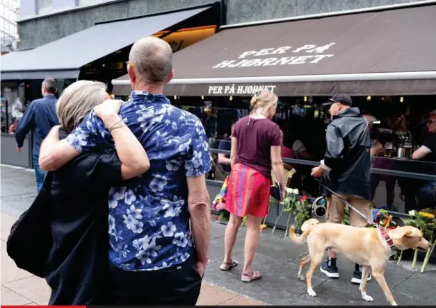  ?? FOTO: PER RASMUSSEN ?? Natten til lørdag bragte en morder utrygheden til barerne Per på Hjørnet og London Pub, der er samlingsst­ed for homoseksue­lle i den norske hovedstad, Oslo. I går åbnede den første af dem igen.