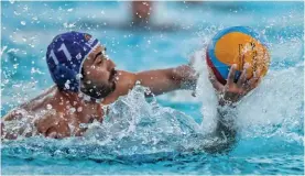  ??  ?? An unidentifi­ed Sliema Frank Salt Real Estate player (R) still holds on to possession despite the close challenge coming from Luke Caruana (L) of Sirens Greentube. Photo: Domenic Aquilina