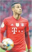  ?? FOTO: DPA ?? „Topspieler und guter Mensch“: Der FC Bayern lässt Thiago nur ungern ziehen.