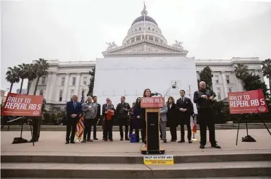  ?? Peter DaSilva / Special to The Chronicle 2020 ?? Assembly Member Melissa Melendez, R-Lake Elsinore (Riverside County), addresses a group of independen­t freelancer­s during a rally to repeal AB5 at the California state Capitol in Sacramento on Jan. 28, 2020.