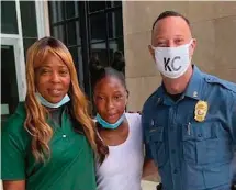  ??  ?? Police sergeant Jake Becchina helped set up a Gofundme page for Sims and her daughter.