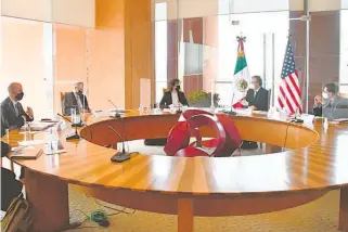  ?? /CORTESÍA @SRE_MX ?? La reunión estuvo encabezada por la coordinado­ra de la Frontera Sudocciden­tal de EU, Roberta Jacobson, y el canciller mexicano, Marcelo Ebrard