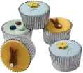  ??  ?? Easter treat: Spring flowers fairy cakes, €7.50, fionacairn­s.com