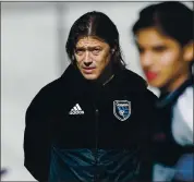  ?? RANDY VAZQUEZ — STAFF PHOTOGRAPH­ER ?? Coach Matias Almeyda and the Quakes return to the field today in a revamped Group B that now includes Chicago.