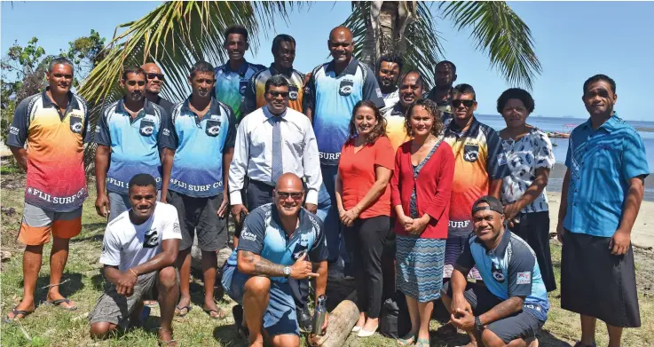  ?? Photo: Mereleki Nai ?? Minister for Agricultur­e, Rural and Maritime Developmen­t, Waterways and Environmen­t Mahendra Reddy (second row, standing, fourth from left) with Founder and Director of Fiji Surf Company, Ian Muller (front row, sitting in the middle) with Sonaisali Beach House Staff.