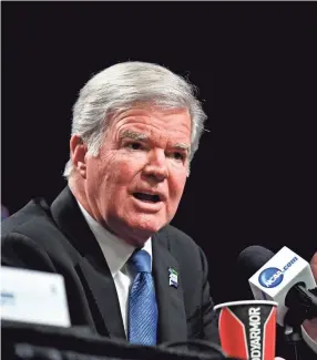  ?? ROBERT DEUTSCH/USA TODAY SPORTS ?? NCAA president Mark Emmert speaks during a press conference ahead of the Final Four on April 4 in Minneapoli­s.