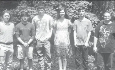  ??  ?? ACE completers: Smackover students, from left, Brennan McKnight, Lane Duke, Toby Hudson, Holly Donahoe, Josh Tanton and Steven McLemore, completed the Agricultur­e/Plant Science ACE course.