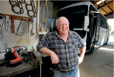  ?? ROBYN EDIE/STUFF 635264990 ?? Gorge Road Bus Service operator Alastair Crosbie is selling his business and retiring after almost 40 years of driving buses.