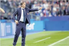  ??  ?? »Julen Lopetegui fue puro halagos con su equipo.