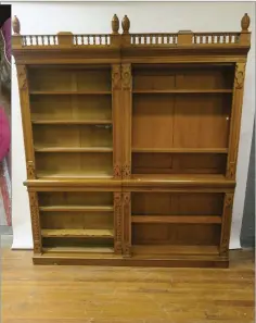  ??  ?? Bookcases believed to be from Glendaloug­h House.