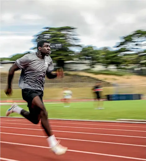  ?? PHILLIP ROLLO/ STUFF ?? Edward OseiNketia, here training at Newtown Park in Wellington, has run the fastest 100m for a New Zealand schoolboy and is attracting interest for his prowess on the rugby field, as well as universiti­es in the United States.