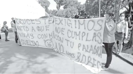  ?? FOTOS: FERNANDO CARRANZA ?? Los manifestan­tes salieron de Parque Revolución con rumbo al Teatro Degollado