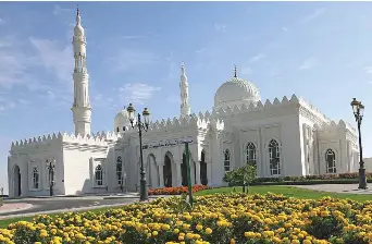 Sprawling mosque in Sharjah blends tradition and modernity - PressReader