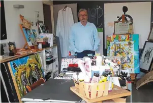  ?? PHOTO OUEST-FRANCE ?? André Bodin Labode dans son atelier de L’Ile-d’Olonne.