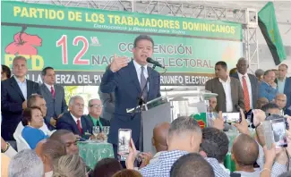  ?? DP ?? En asamblea del PTD, Leonel dijo que es la fecha de nacimiento de la Fuerza Pueblo .