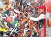  ?? SOURCED ?? SP chief Akhilesh Yadav greeting his supporters during a road show in Gorakhpur on Sunday.