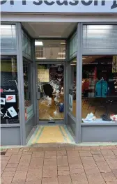  ?? ?? SMASHED: Thieves broke in to Off Season Clothing on Christmas Day