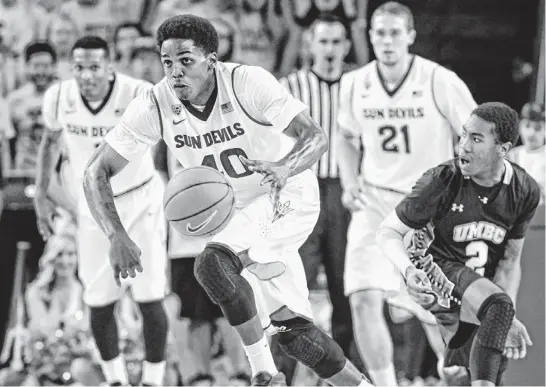  ?? DAVID KADLUBOWSK­I/AZCENTRAL SPORTS ?? Arizona State forward Shaquielle McKissic (40) started his college career at Northern Idaho, a junior college, but a burglary arrest closed that door. He moved on to Edmonds (Wash.) Community College but had to quit there as well. Through it all, he...