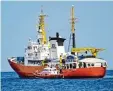  ?? Foto: dpa ?? Die Aquarius hält Kurs auf die spanische Hafenstadt Valencia.