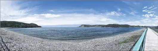  ?? ASHLEY FITZPATRIC­K/THE TELEGRAM ?? A panorama, taken from the Placentia boardwalk, looking to the ocean.