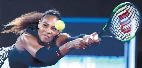  ?? FOTO AP ?? THE BETTER WILLIAMS. Serena Williams needed just one hour and 22 minutes to beat her older sister Venus for the Australian Open Women’s Singles title.
