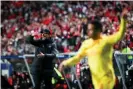  ?? Benfica. Photograph: José Sena Goulão/EPA ?? Jürgen Klopp urges his side on against